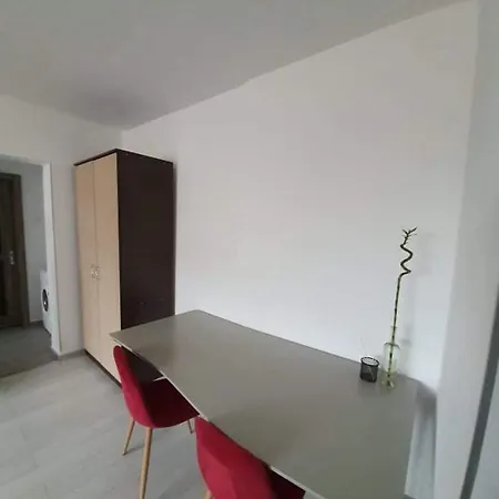 Lovely Three Rooms Apartment In Cluj Napoca Apartamento *